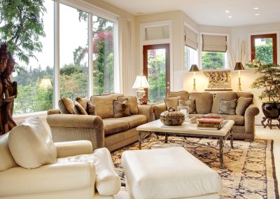 Living Room – Traditional Elegance